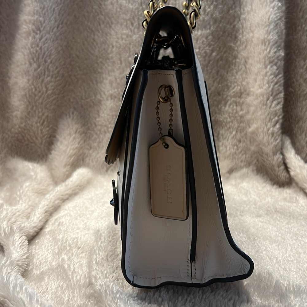 🎉HP🎉 COACH Parker Small Shoulder Bag - Picture 7 of 17